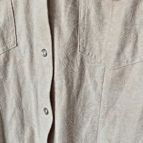 Outback Trading Company Light Peach Tooled Paisley Pearl Snap 3/4 Sleeve Top M - Picture 2 of 5